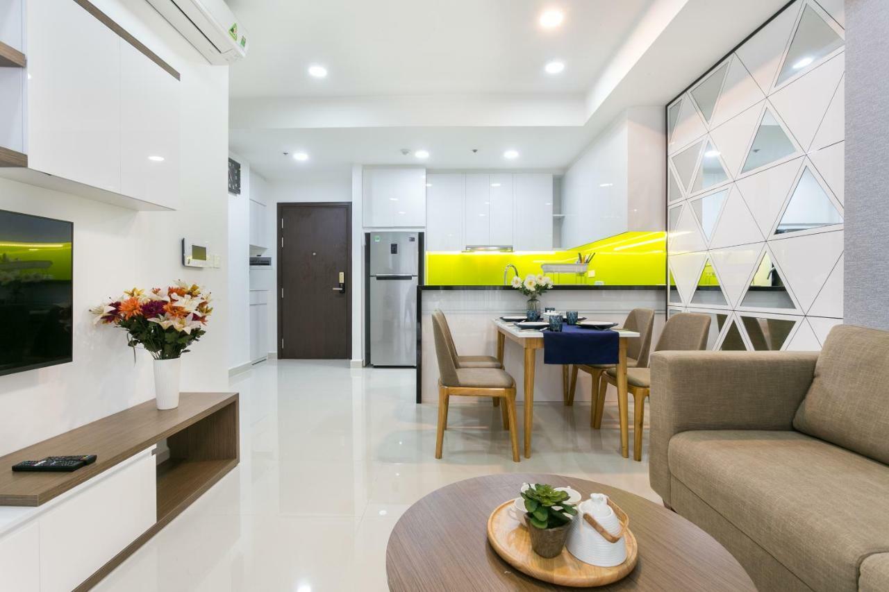 Sammi & 2 * TP. Hồ Chí Minh